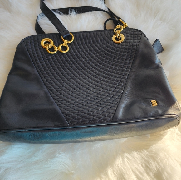 BALLY~ Buttery Lambskin Bag! SO GOOD! - Picture 12 of 17